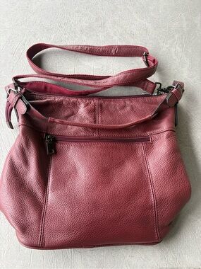 Classic Women's Crossbody Shoulder Bag in Berry